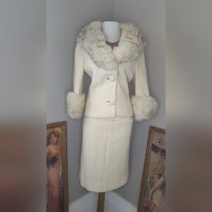 1950s Lilli Ann Elegant Cream Real Fur Trim Suit Wool Boucle